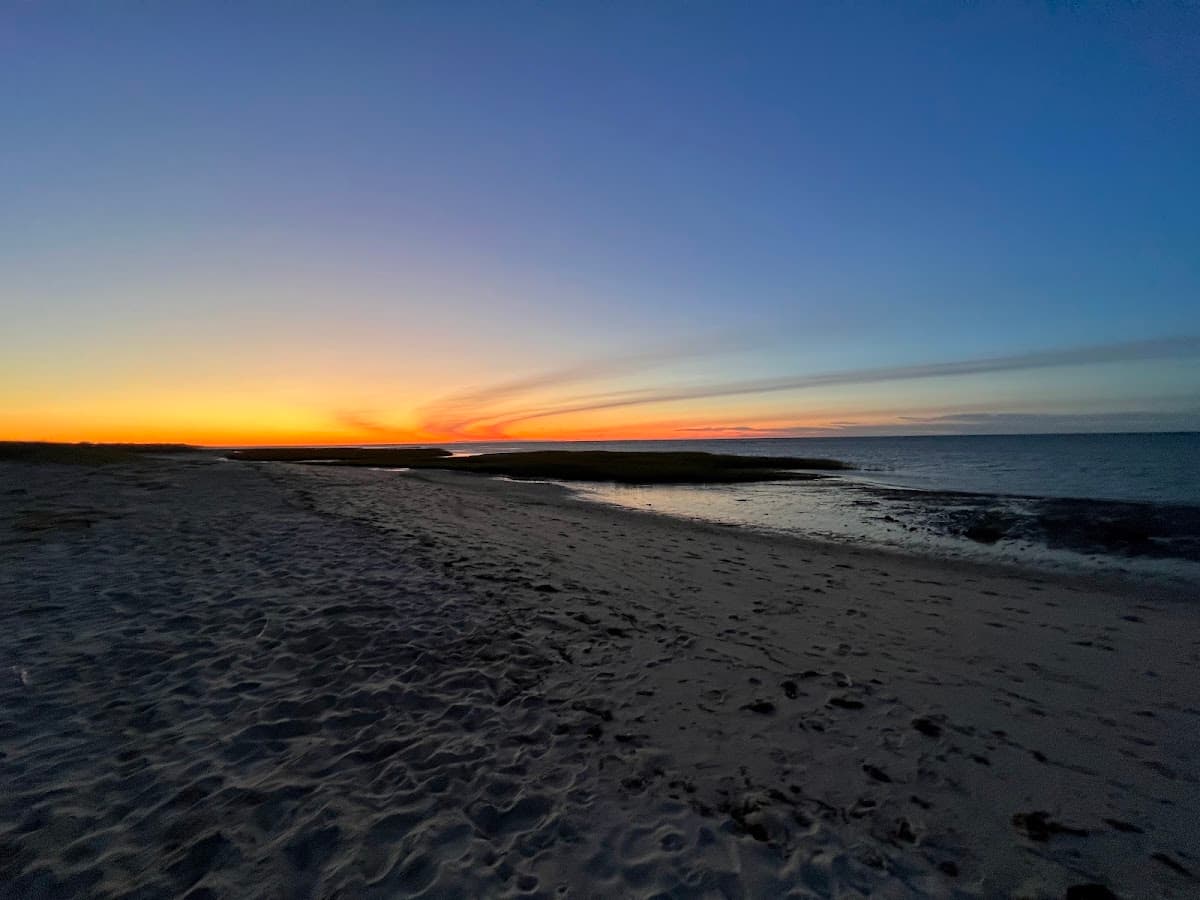 Robbins Hill Beach — photo 1