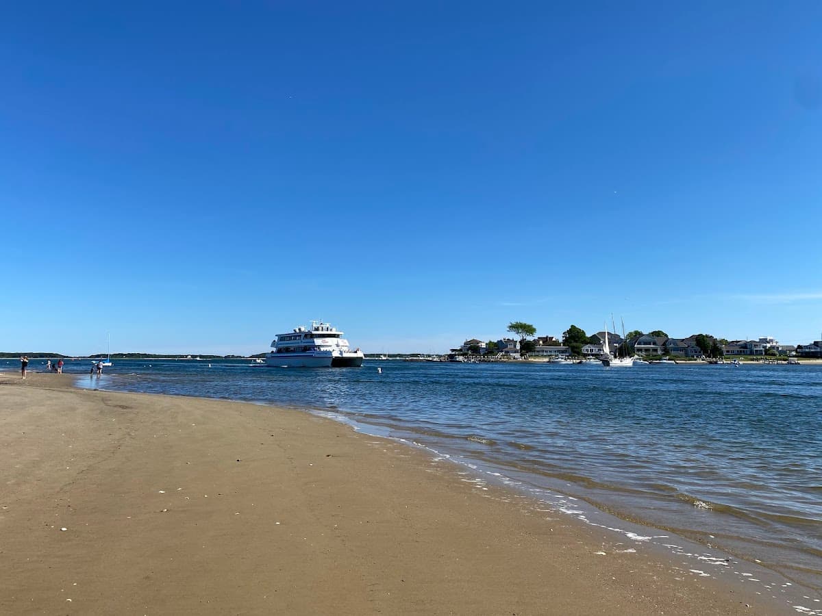 Bayview Street Beach — photo 1